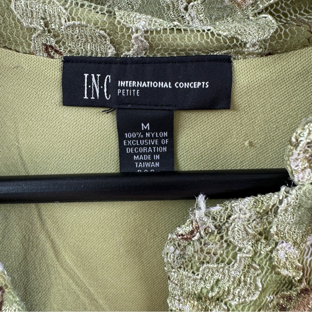International Concepts Petites Green Lace Quarter Sleeve Button Down Top Size M - Picture 3 of 5